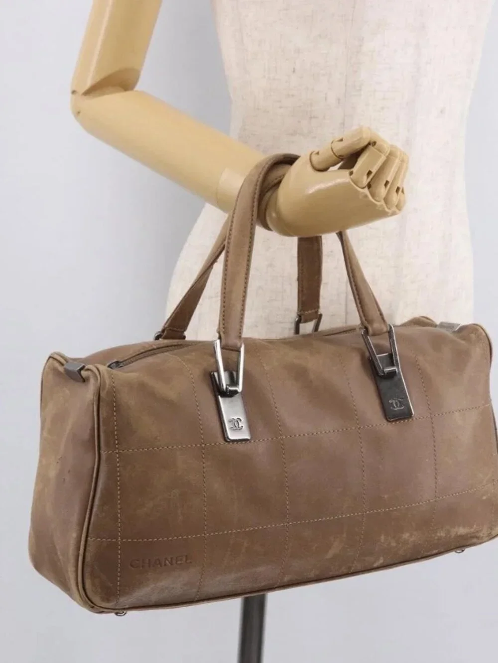 CHANEL Choco Bar Hand Bag Lamb Skin Brown Silver CC Auth 183856